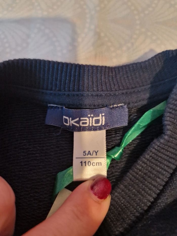 Sweat à sequin 5 ans - photo numéro 4