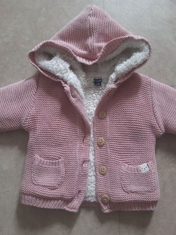 Gros gilet 3 mois
