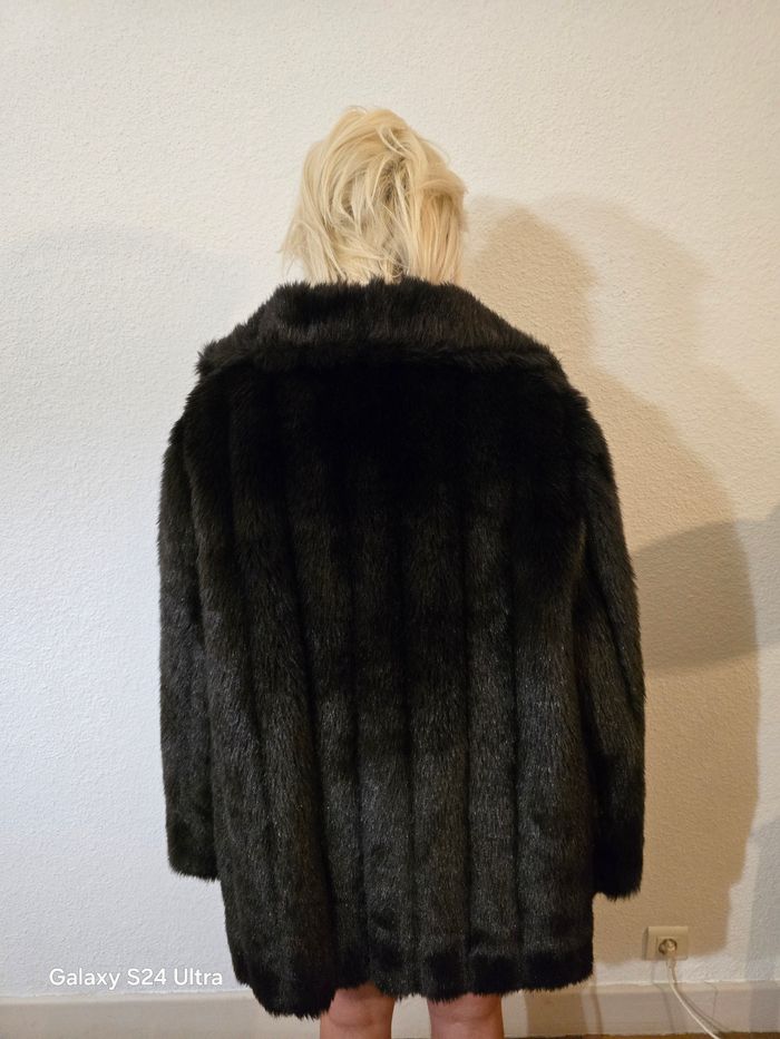 Veste fausse fourrure