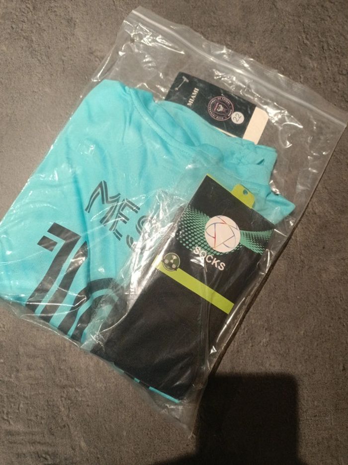 Tenue football Léo Messi Inter Miami bleu t.22 - photo numéro 5