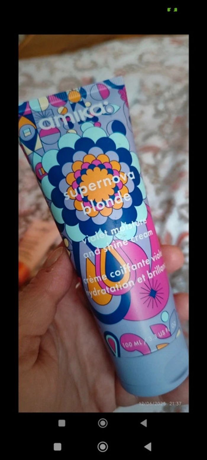 Amika Supernova Blonde Violet Moisture & Shine Cream 100 ml - photo numéro 2