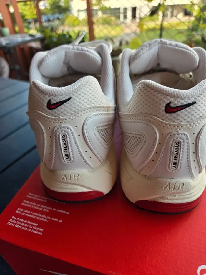 Nike air pegasus 2005 neuves taille 42,5 - photo numéro 5