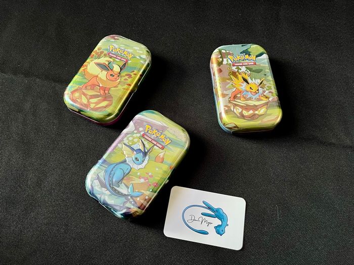 Pokémon Mini-Tin Évolutions Prismatiques EV 8.5 : 29€ / u - photo numéro 3