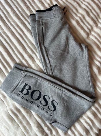 Pantalon de jogging gris Hugo Boss 12 ans