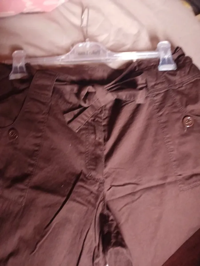 Joli pantalon habillé taille 46 pour le printemps - photo numéro 3