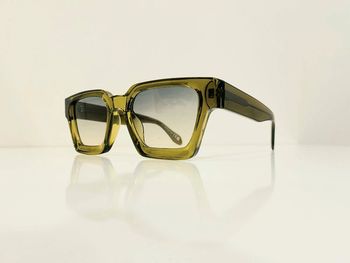 Lunette de soleil mixte rectangulaire kaki verres dégradés uvprotection 2