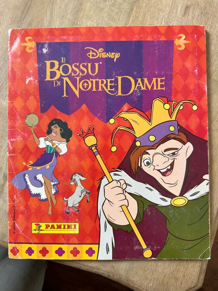 Panini - Album complet stickers autocollants Walt Disney Le Bossu de Notre Dame
