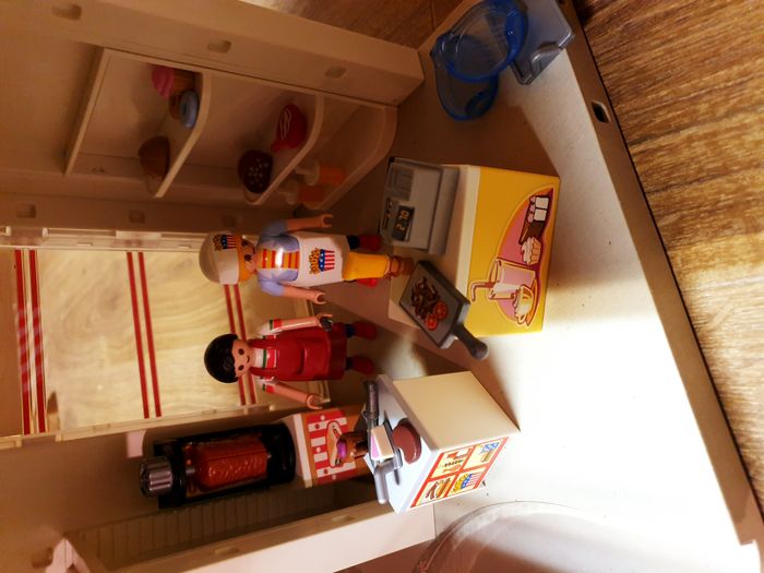 Playmobil - Centre commercial - photo numéro 4