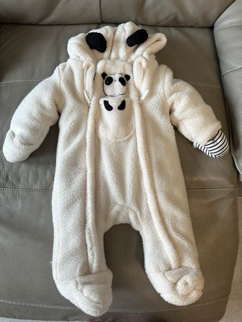 Combinaison taille 9 mois mixte