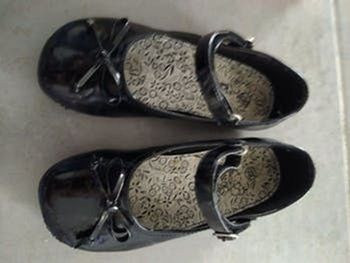 Ballerines vernies noires en 28