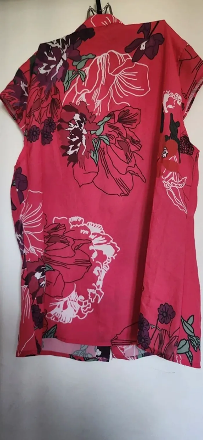Blouse rose à fleurs - photo numéro 2