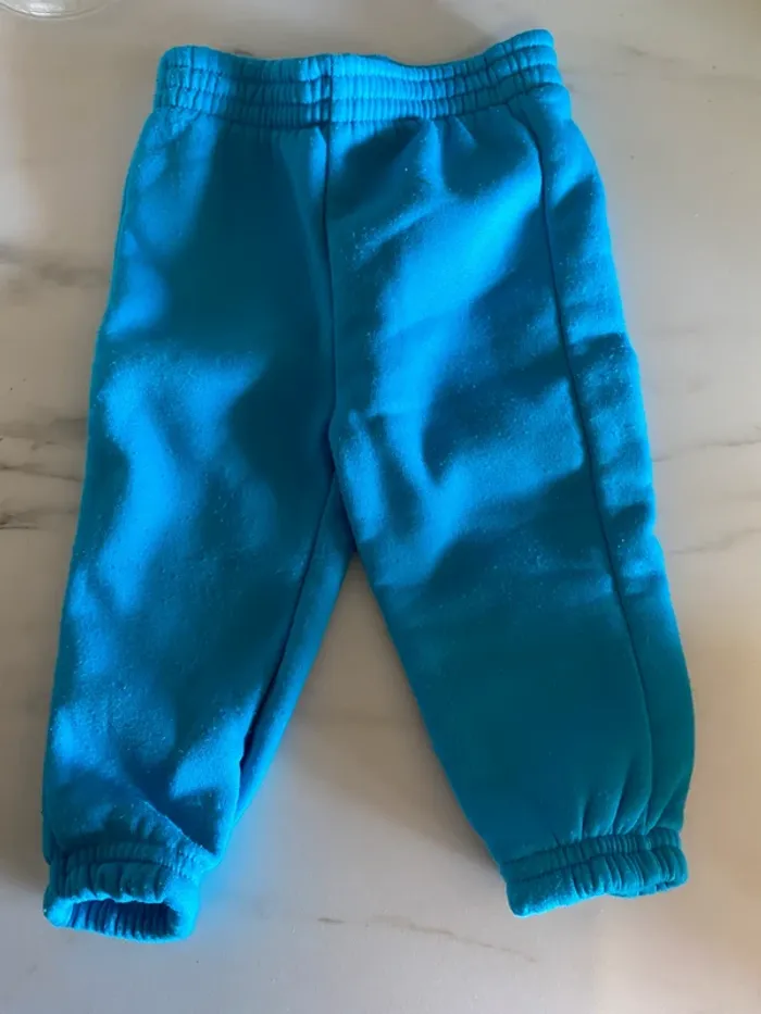 5 pantalons 12 mois - photo numéro 10