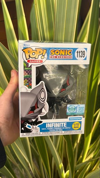 Figurine pop Funko Pop! Infinite Glow in the dark Sonic the Hedgehog #1139 9500 pièces monde