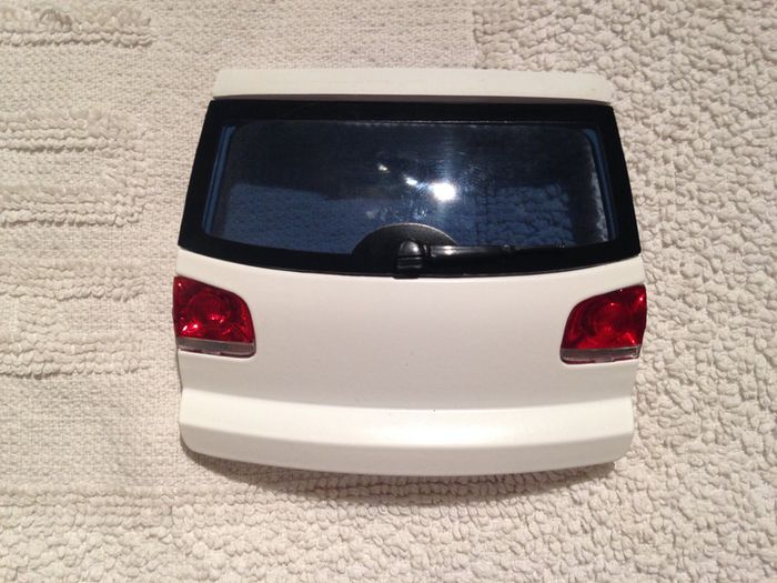 hayon porte coffre miniature Volkswagen Touareg Parotech norev 1/18 1/18e 1/18em