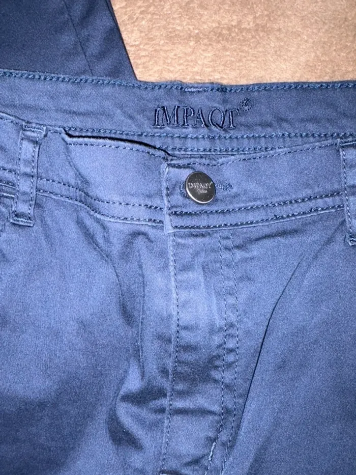 Jean bleu marine femme taille 42 Impaqt Jeans en très bon état - photo numéro 3