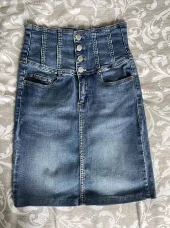 Jupe en jean taille 34