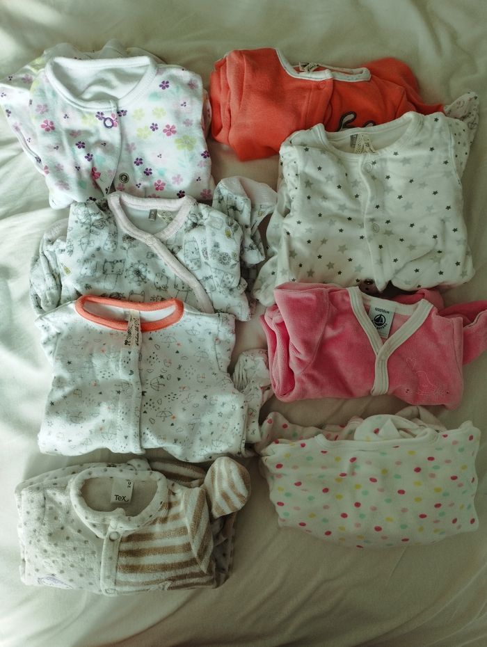 Gros Lot vêtements naissance fille - photo numéro 6