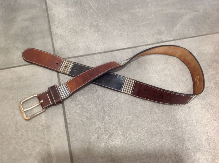 Ceinture homme en cuir marron vintage Levis - photo numéro 9