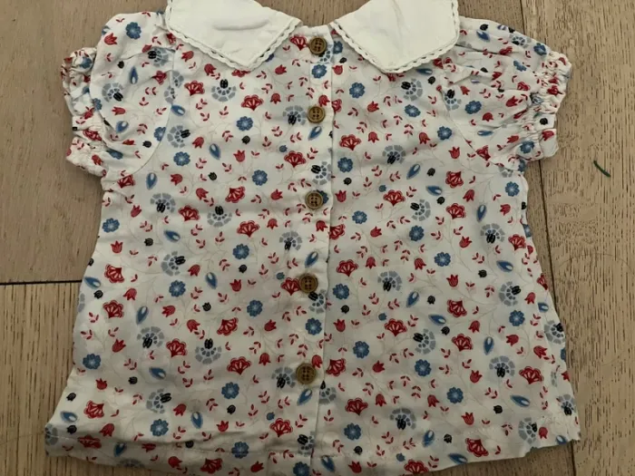 jolie ensemble blouse blanche MC 6 mois Sergent Major + short - photo numéro 5