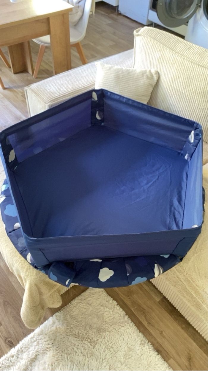 Trampoline piscine à Bâle