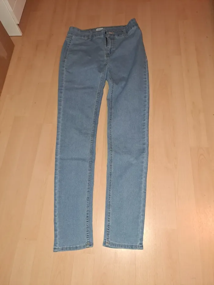 Jean Skinny Bleu Clair Taille 36 - Kiabi - Confortable et Tendance - photo numéro 3