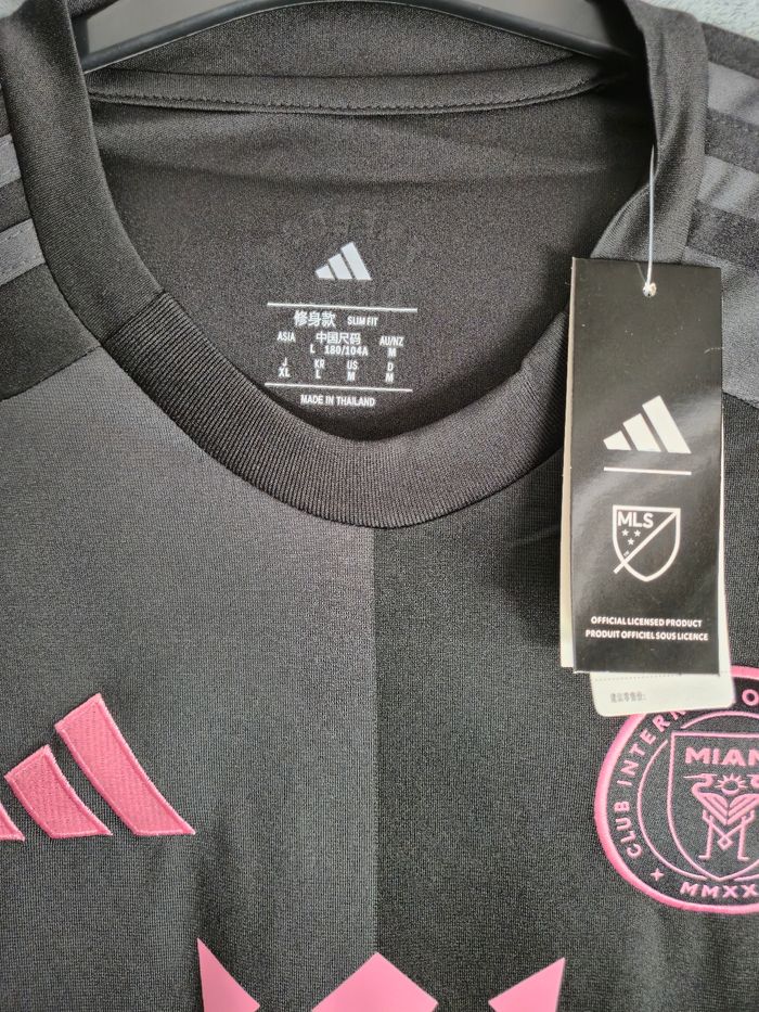 Maillot de foot inter miami neuf - photo numéro 3