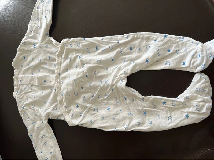 Pyjama - photo numéro 2