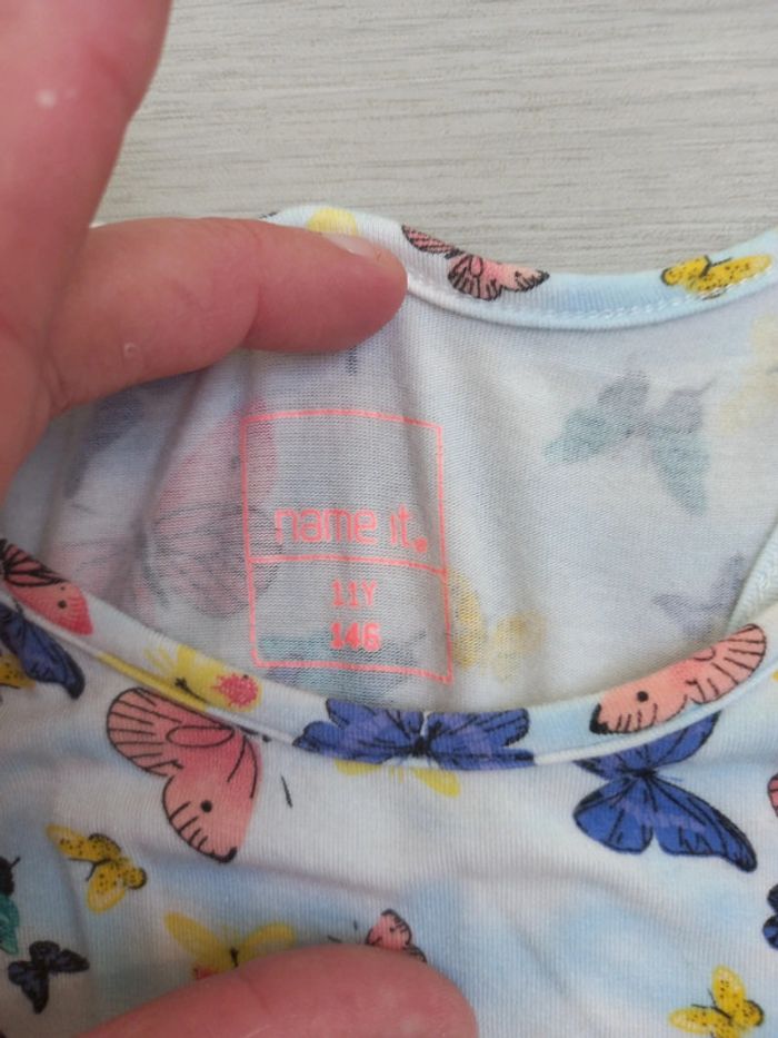 Superbe robe motifs papillions Name it taille 146 - photo numéro 4