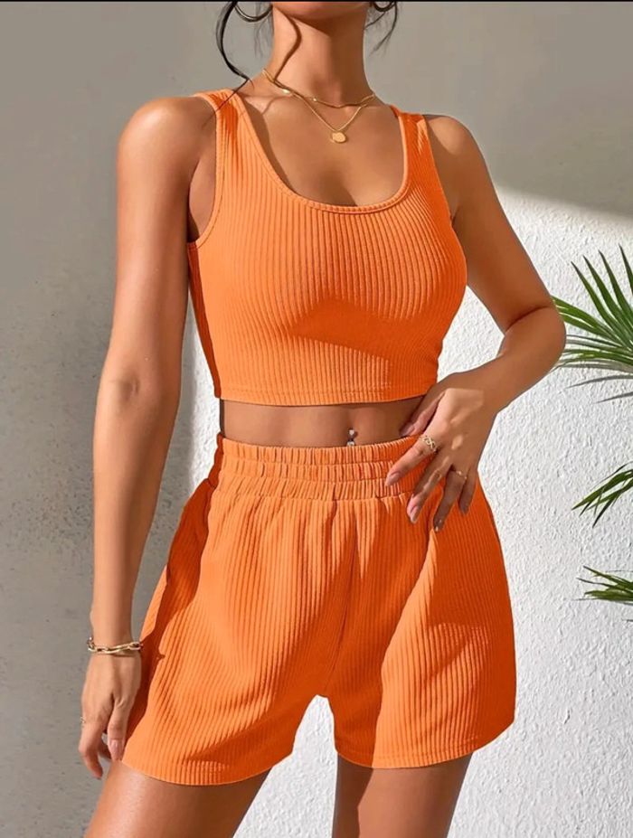 Ensemble haut et bas orange, taille M , neuf