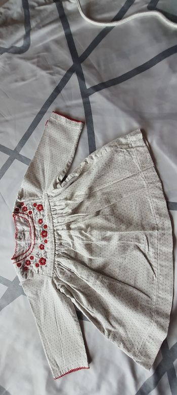 Robe Balnche à pois noir