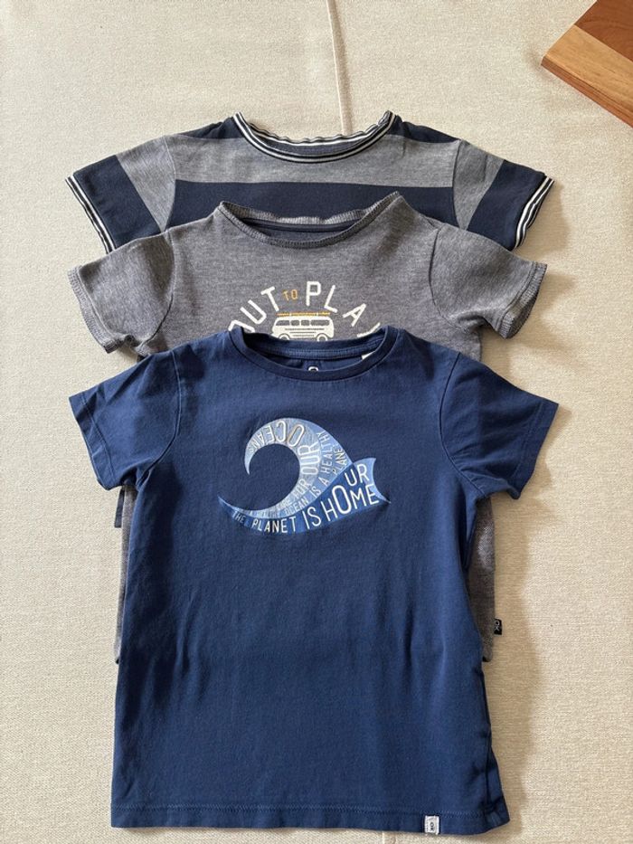 Lot 3 T-shirt Okaïdi 5 ans
