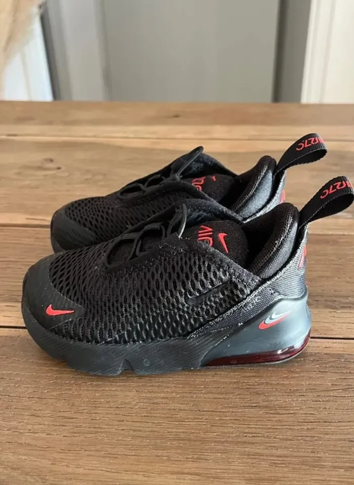 Nike Air Max 270 noires - photo numéro 2