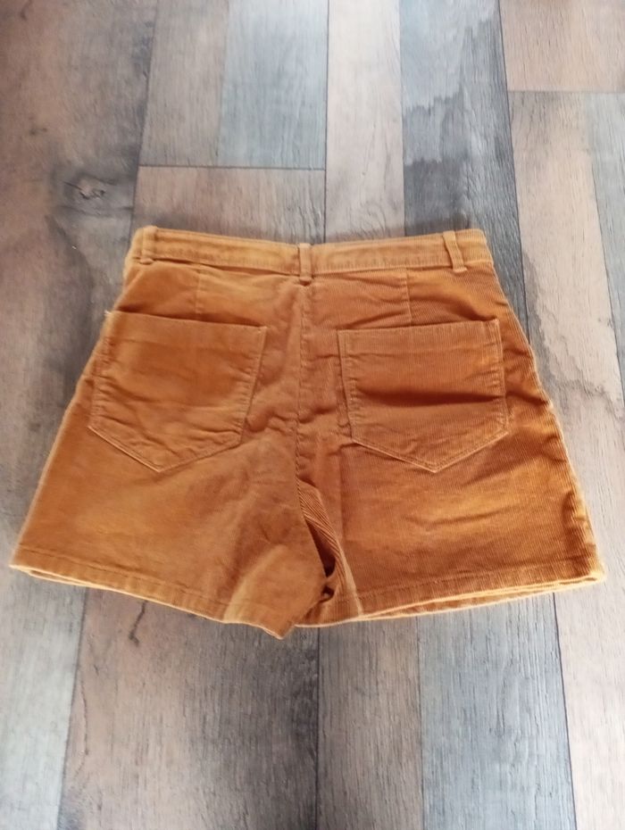 Jupe short - photo numéro 4