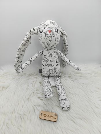 Doudou lapin blanc motif noir poissons Dpam