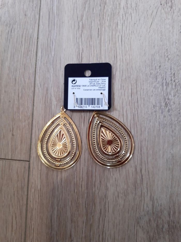 Boucle d'oreille - photo numéro 2