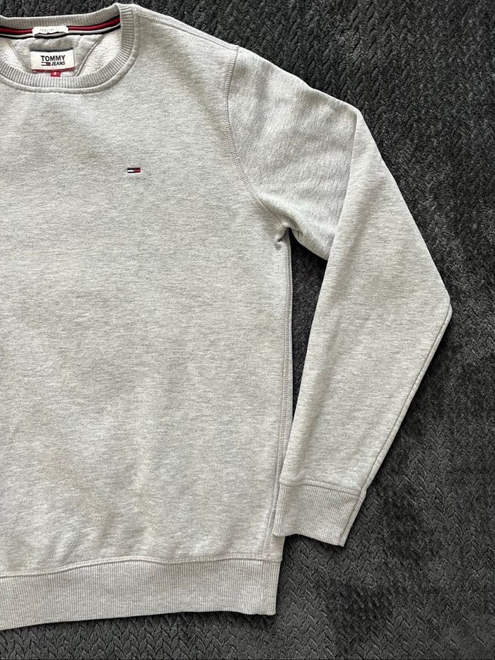 Sweat / pull Tommy Hilfiger gris homme Taille S - Tres bon etat - photo numéro 4