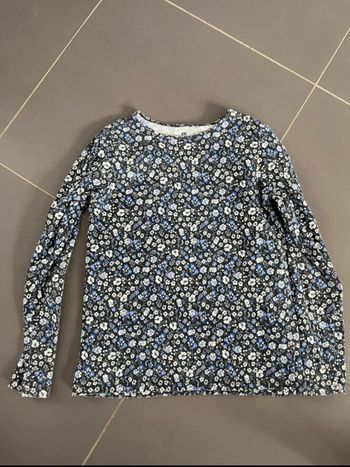 T shirt manches longues h& m 8-10 ans porté une seule fois