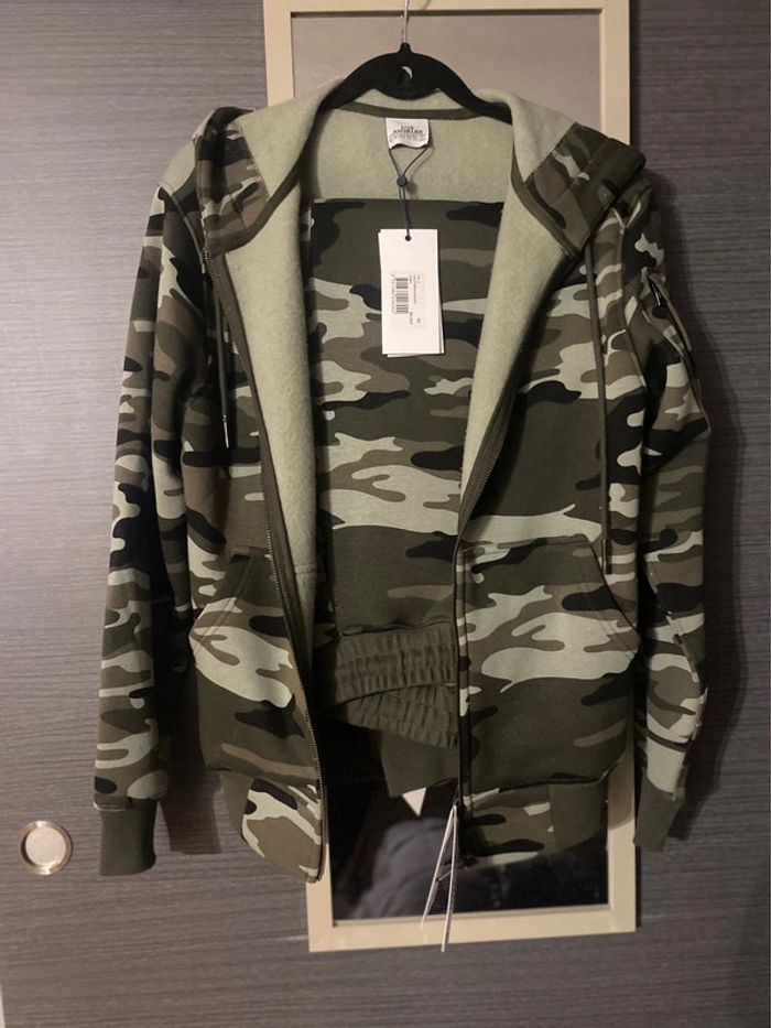 Ensemble army