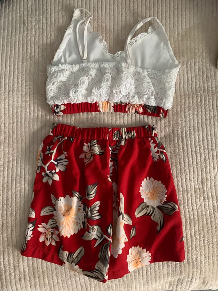 Ensemble chic fille short top court, 12 ans fleurs rouge bordeaux - photo numéro 2