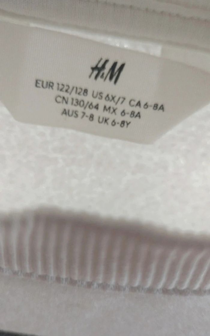Sweat blanc dinosaure - H&M - Taille 7-8ans/122-128cm - photo numéro 4