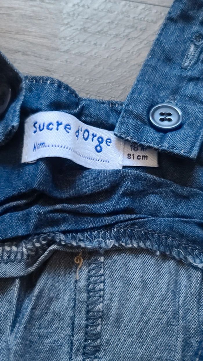 Salopette + t-shirt - photo numéro 4