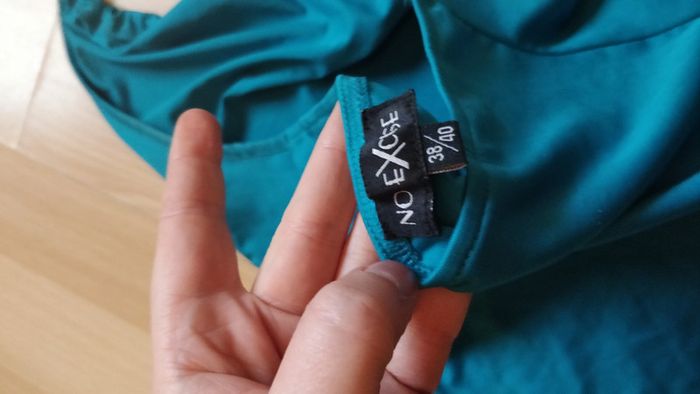 Top dos nu taille 38/40 - photo numéro 2