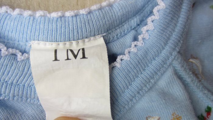 Lot de 2 bodies 1 mois - photo numéro 4