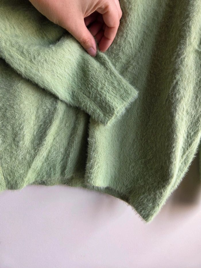 Pull doux vert Z&X - taille S/M - photo numéro 2