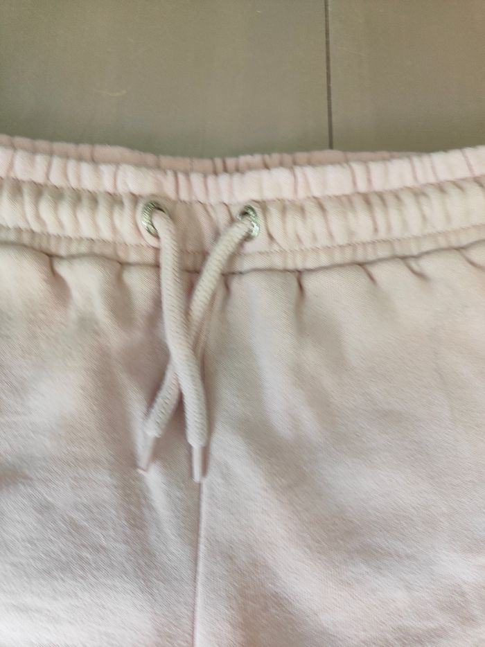 Short fille - photo numéro 4