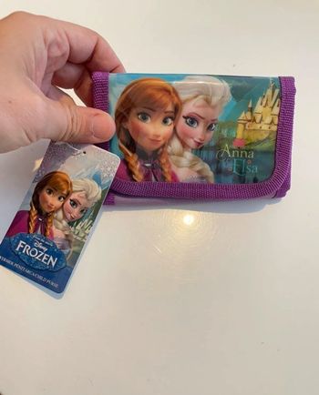 Portefeuille enfant la reine des neiges Anna & Elsa