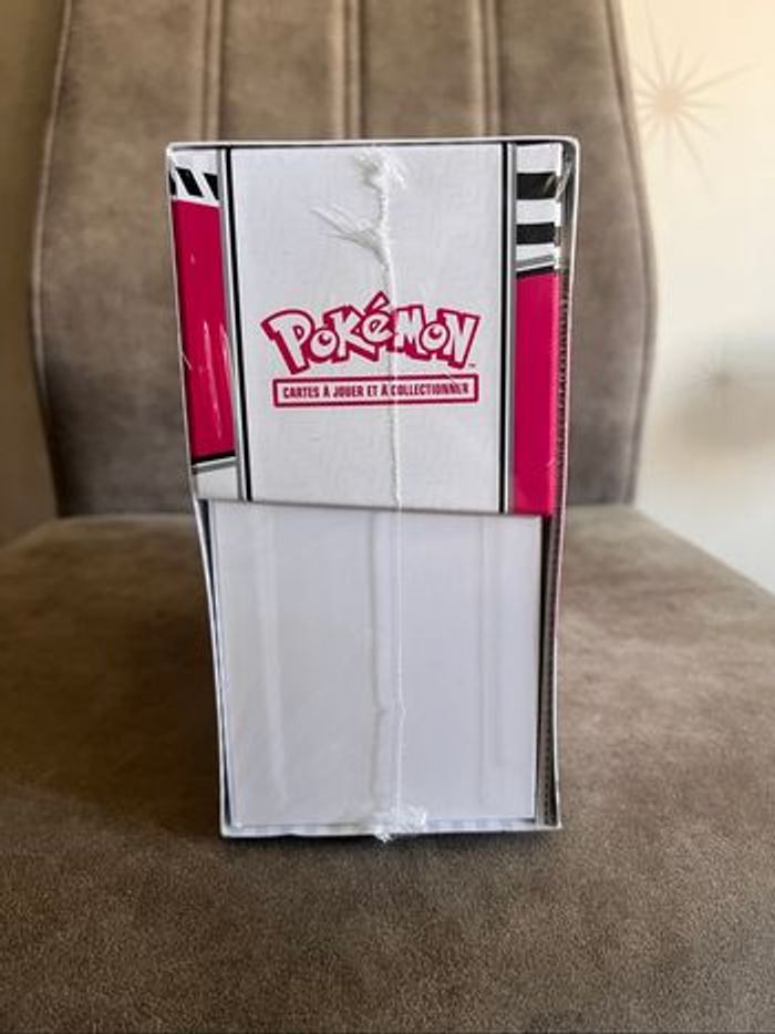Pokemon ETB 10.5 Flamme Blanche - photo numéro 4