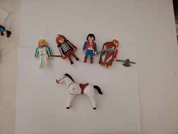 Lot 5 pièces chevalier roi princesse playmobil