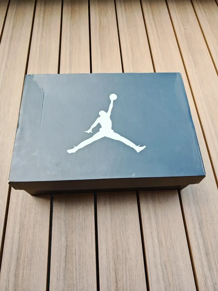Jordan SC 3 White Black Wlf Grey 44 - photo numéro 11