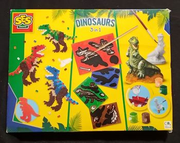 Jeu 3 en 1 thème dinosaure neuf